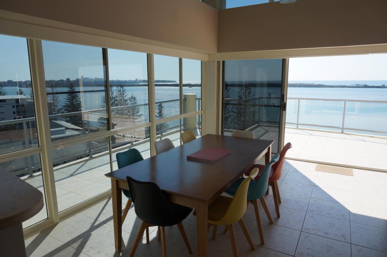 Moorings Beach Resort Caloundra Exterior foto